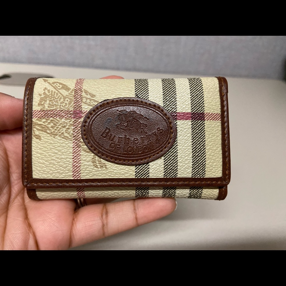 SOLD Vintage Burberry key holder